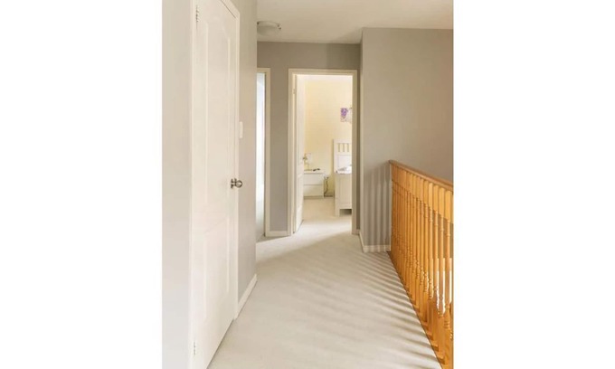 Durham Region House | Lovely luxury 4bedrooms house (Entire Mansion )