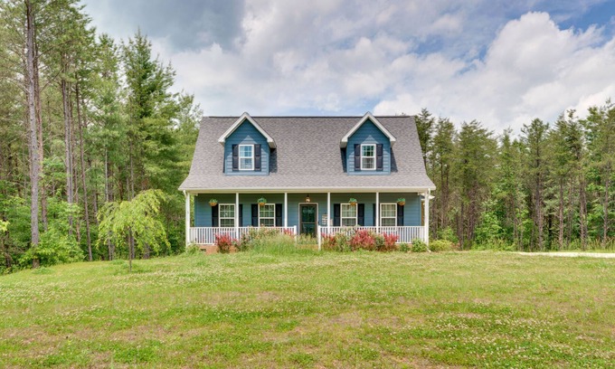 Nebo House | Lovely Nebo Vacation Home w/ Mountain Views!