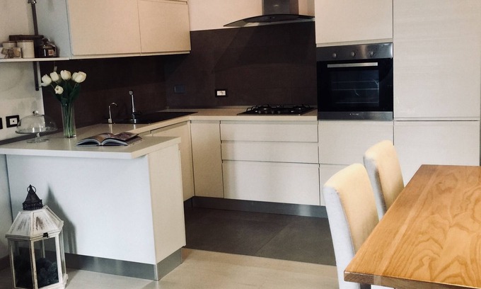 Galluzzo Apartment | Lovely new apartment in Florence - free parking and WiFi fiber included