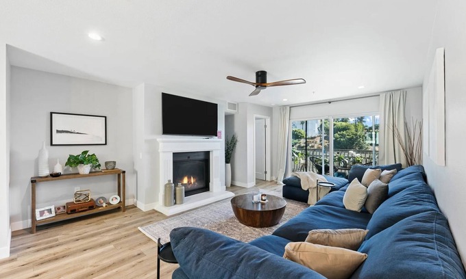 Central Malibu Condo | Lovely newly renovated 3-bedroom, 2 bathroom condo in Malibu