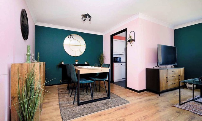 Bushey House | Lovely One Bed Flat in Bushey