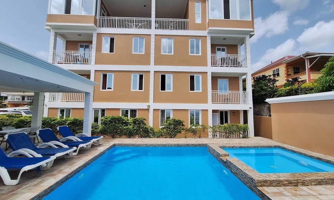 Newtown Apartment | Lovely pool side 1 bedroom Apartment just 2 mins from Roseau