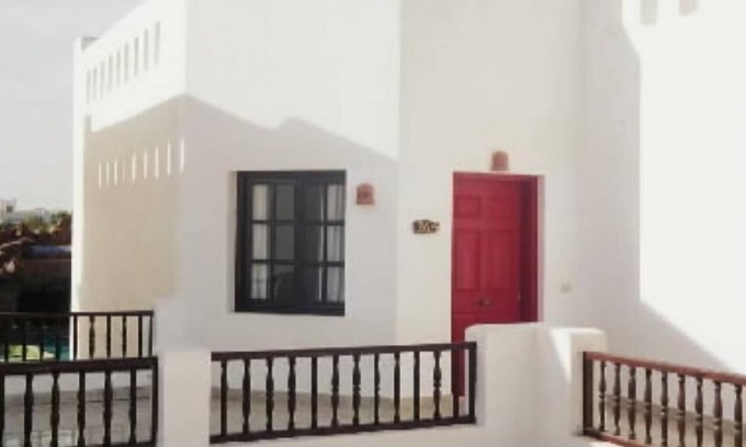 El Hadaba Apartment | Lovely Poolside Apartment - 93m² - Sleeps 4-6