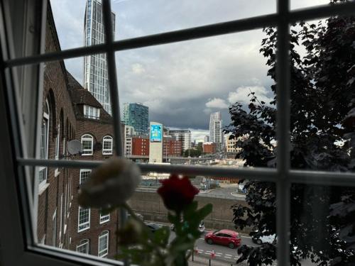 Bromley North House | Lovely room in Bow -2
