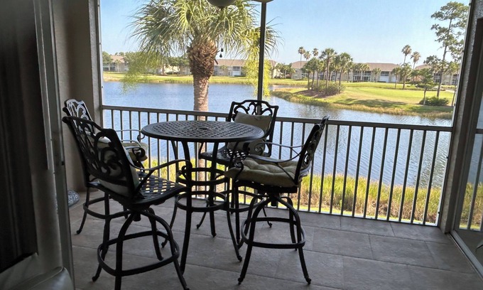 Heritage Palms Condo | Lovely second floor 2 bedroom condo at Heritage Palms Golf and Tennis Club