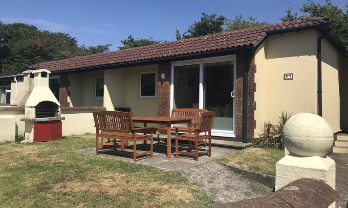 Bude House | Lovely Self Catering Holiday Bungalow in North Cornwall - Sleeps 4