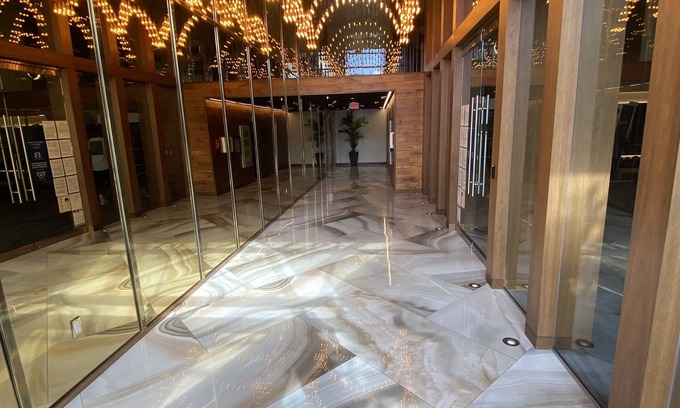 Downtown Apartment | Lovely Unit in the City great for Vacation - Located in Hollywood
