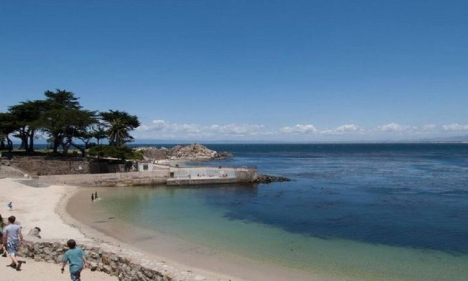 Pacific Grove House | Lover's Point Oceanfront Townhome