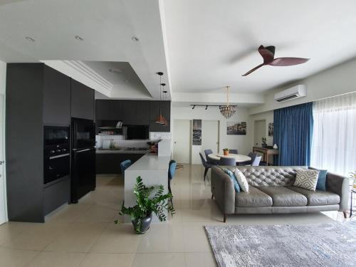 Bangi Sentral Apartment | LoveStayBangi - Lake View, Sunway Gandaria, Bangi