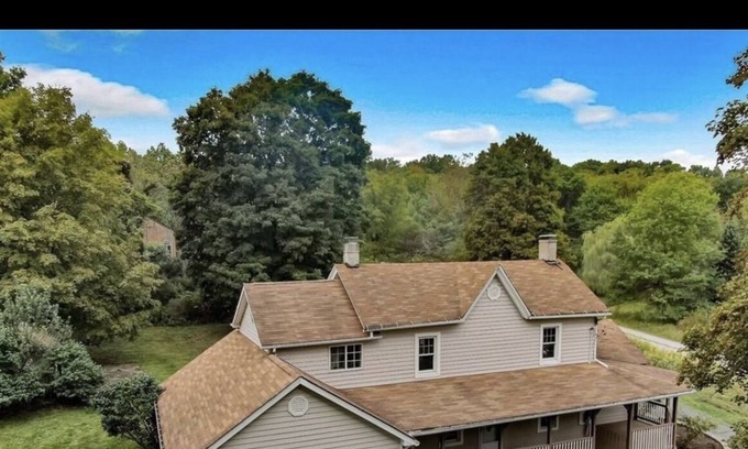 Washingtonville Villa | Low key 3 bedroom 1 acre villa with a pool !!
