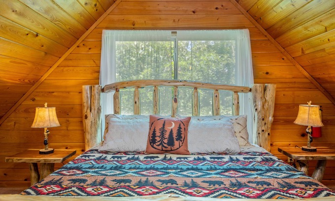 Chalet Village Cabin | LOW RATES! End of summer deals! Cozy cabin w/hot tub! 1BR & a king bed in loft!