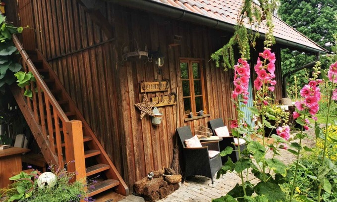Kernstadt Lehrte House | Lower Saxony warehouse with a cozy country house atmosphere for up to 6 people