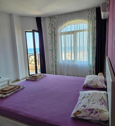 Lozenets Apartment | Lozenets Oasis Beach Home Lila