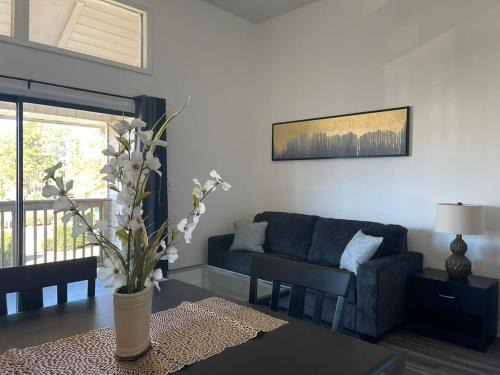 Little River House | LR Little River lovely 1 bedroom condo with pool