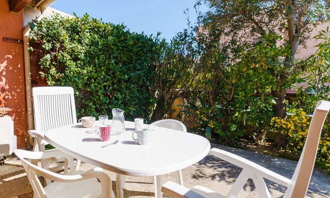 Les Ayguades House | LS27 : GRUISSAN : 2-room Villa with pool in the residence