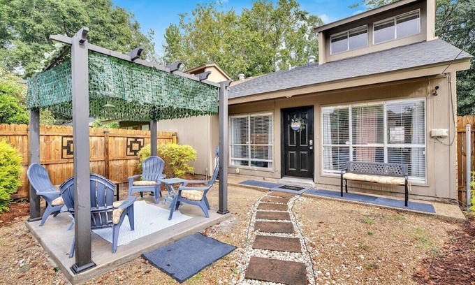 Highlands - Perkins Apartment | LSU Tiger Den - Close to LSU Campus