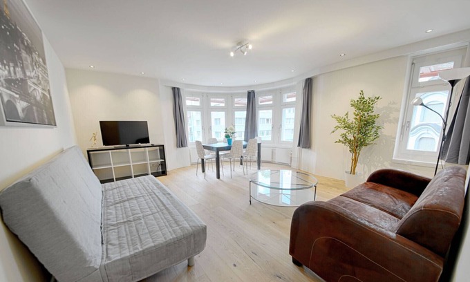 Lucerne Apartment | LU Beethoven V - City HITrental Apartment