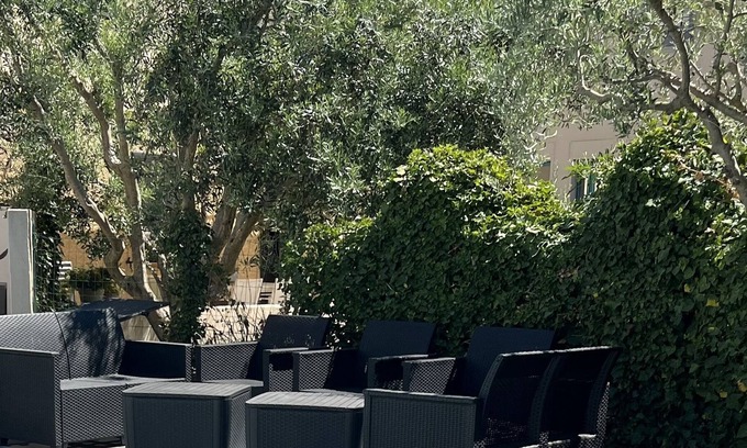 Merindol Villa | Luberon detached villa with private pool