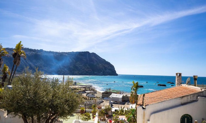 Forio Apartment | Lucia Maison