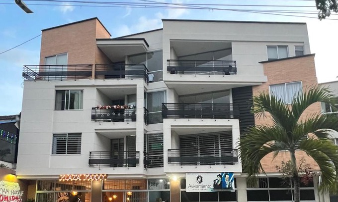 Cartago Apartment | Lujoso apartamento centro isleta