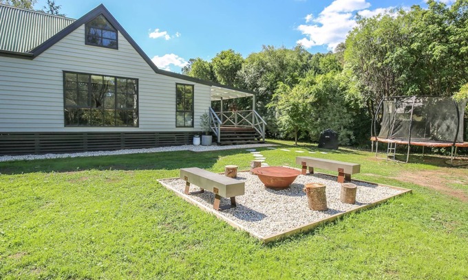 Bright House | LUMLEY ABODE : Bright