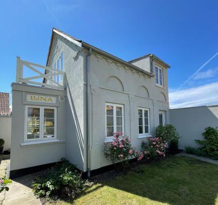 Marstal House | Luna