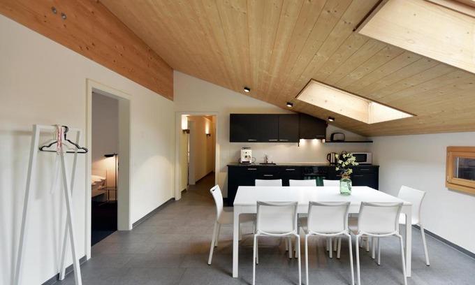 Lenk Apartment | Luna Elk Home