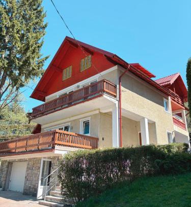 Busteni House | Luna House Busteni