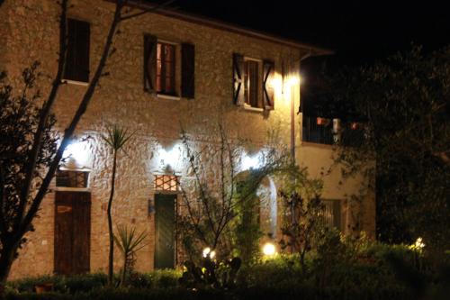 Grosseto House | Luna Ridens