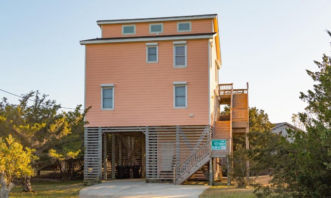 Salvo House | Luna Vista 601