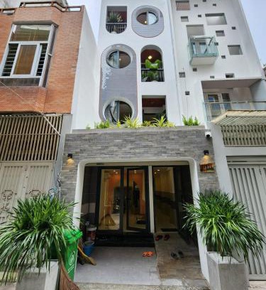 Ho Chi Minh City Apartment | Lunaria Maison - Local Side