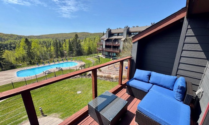 Lutsen House | Lutsen Mtn Ski in Ski out Pool Hot Tub Fire Pit