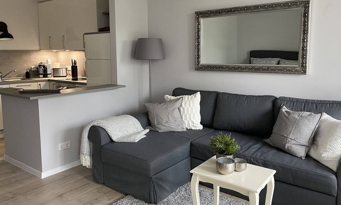 Region Hannover District Apartment | Lüttje time-out with sea view, WiFi and private parking included