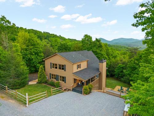 Blue Ridge House | Lux 5Br w hot-tub game room & mountain views