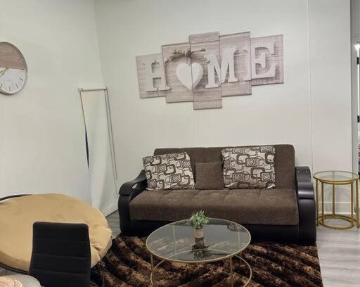 Downtown Baltimore Apartment | Lux Apartment Queen bed Downtown Baltimore, free parking