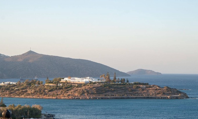 Agios Nikolaos Apartment | Lux apartments, central location, quiet, sea view, near beach and restaurantsn