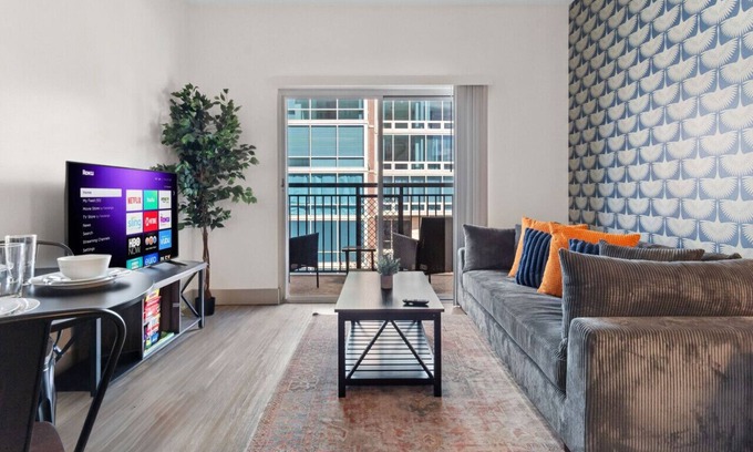 Charlotte Center City Apartment | Lux & Cozy Apt | Walk Everywhere, Free Parking, Balcony w/City Views