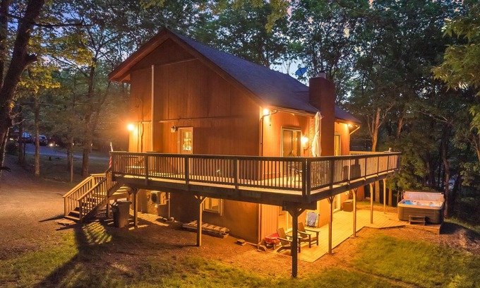 Pocono Mountain Lake House | LUX Lakefront, Games, Indoor Pool, Hiking, Hot Tub Fully Loaded, Dock