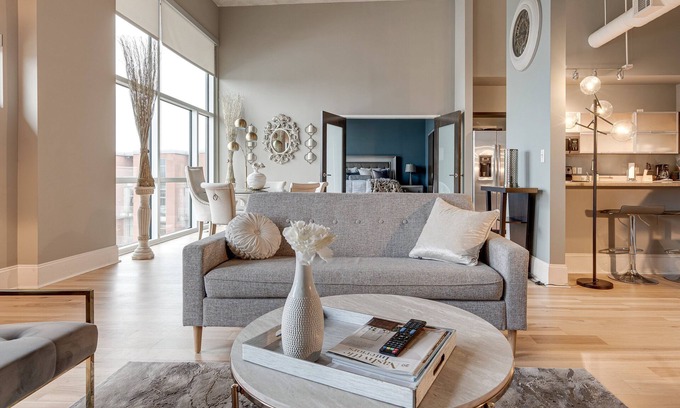 East Nashville Condo | Lux living in this 6th floor condo located in East Nashville minutes to downtown