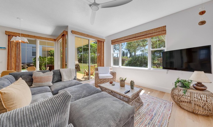 Princeville Condo | Luxe, 1st-floor condo with sunset mountain views, lanai, pool, hot tub & gym