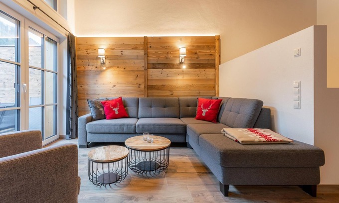 Eben im Pongau Ski Chalet | Luxe chalet with a private sauna, near Flachau