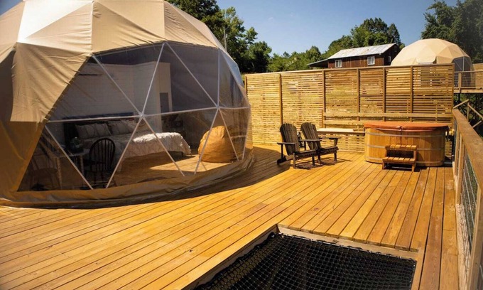 Eureka Springs Apartment | Luxe Dome with Cedar Hot Tub, only 15 minutes from downtown Eureka Springs