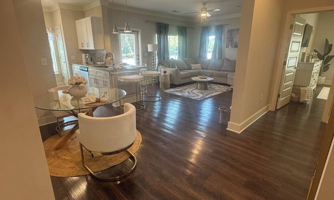McDonough Apartment | Luxe Living
