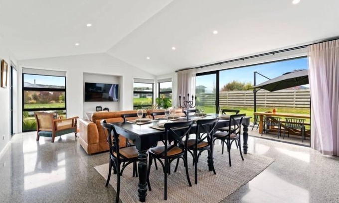 Kinloch House | Luxe on Larches Lane - Kinloch