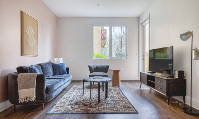 Playa Vista Apartment | Luxe Playa Vista 1BR w/Pool, Gym, Lounge & W/D, nr 405, by Blueground