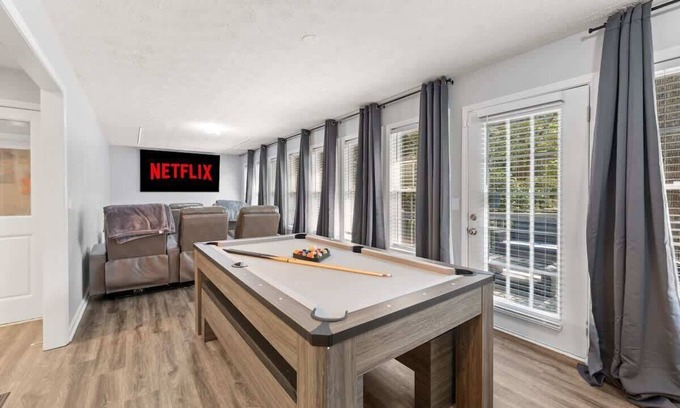 Cleveland House | LUXE, Pool Table, Movie Room, Family Fun, King