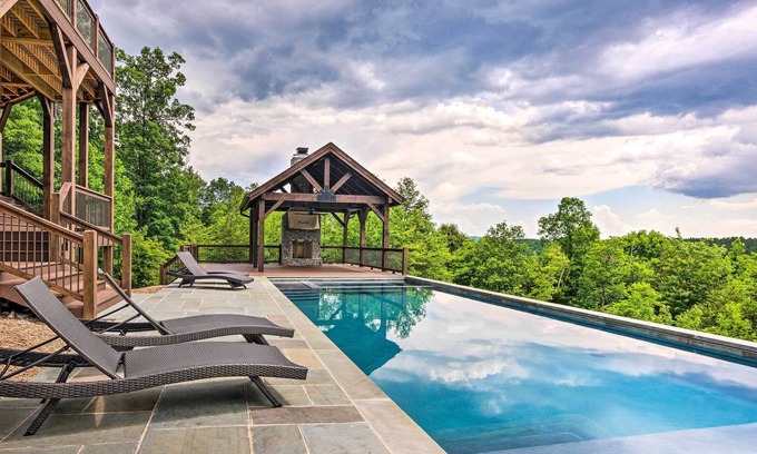 Nebo House | Luxe Retreat w/ Mtn View < 5 Mi to Lake James