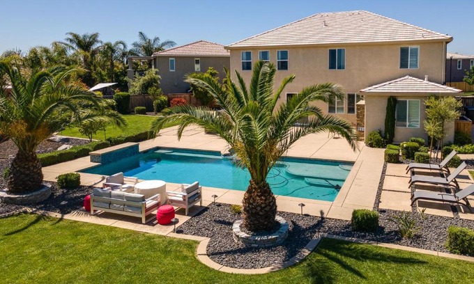 Roseville House | Luxe Roseville Home with Pool and Hot Tub!