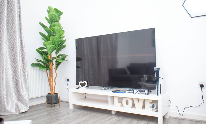 Belle Vue House | Luxe/stylish stay in central Manchester
