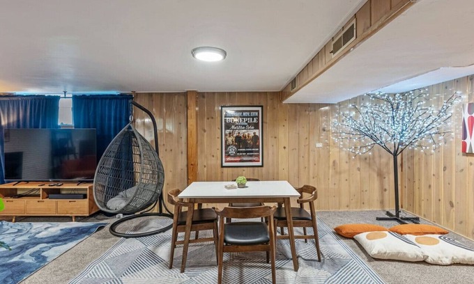 Salt Lake City Condo | Luxe Sugarhouse Nook | Massage | Garage | 2 Kings